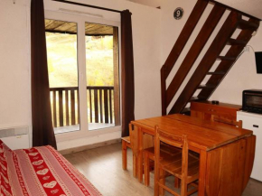 Studio 6 personnes accès direct pistes, balcon, proche télésiège et commerces - FR-1-322-226